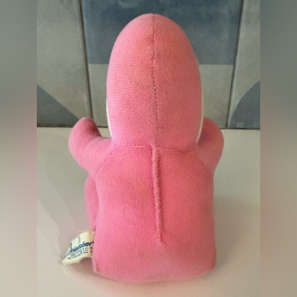 50s knickerbocker kewpie pink stuffie. Plastic face, blonde vintage. - Picture 2 of 5
